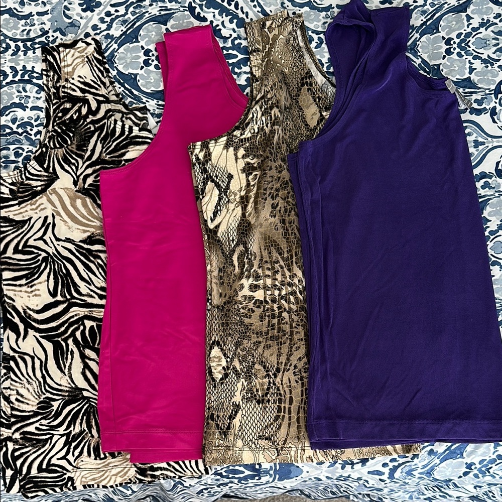 4 Chico Size 3 tanks multi color